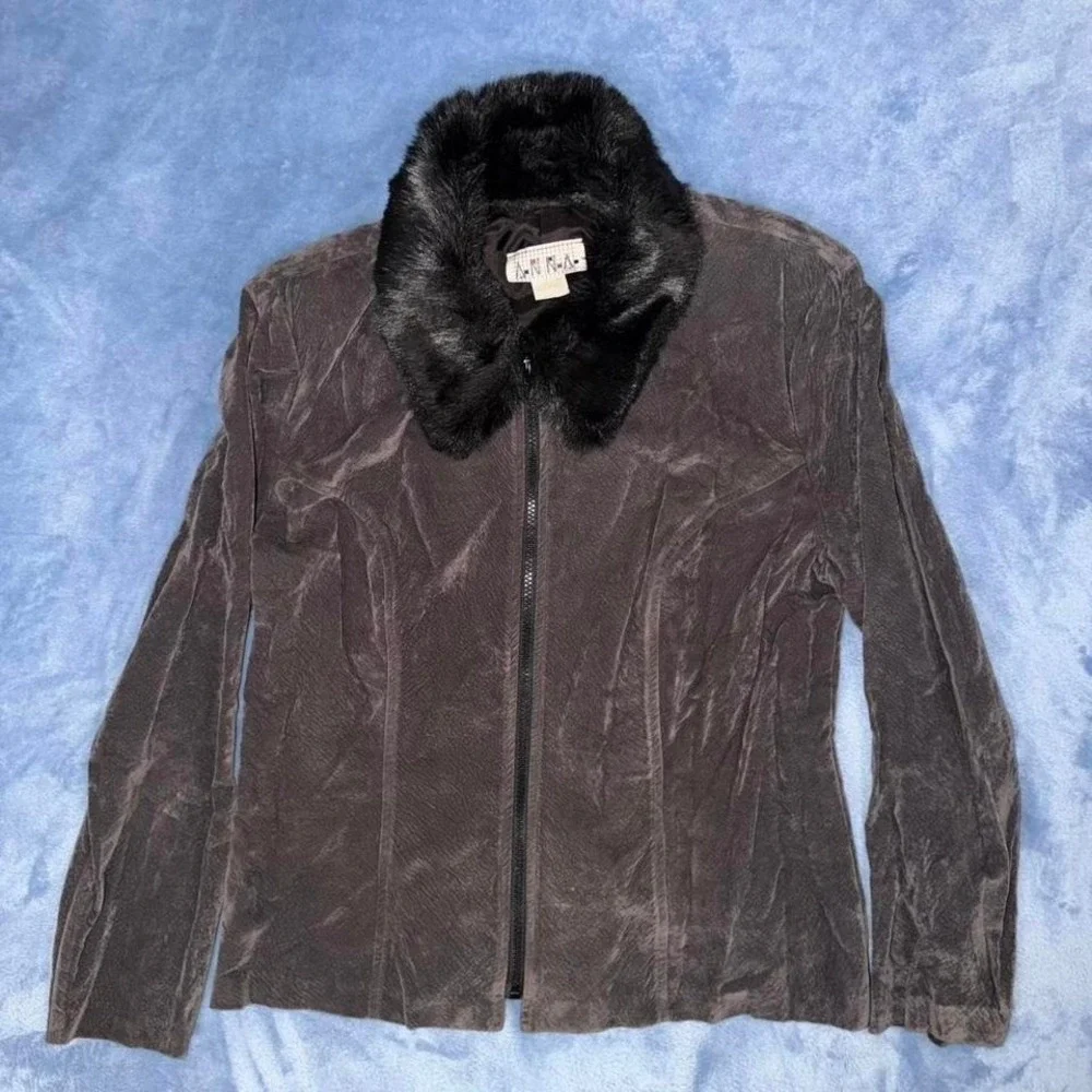 Vintage Anna Gray suede jacket and‎ gray skirt women Size L both items
